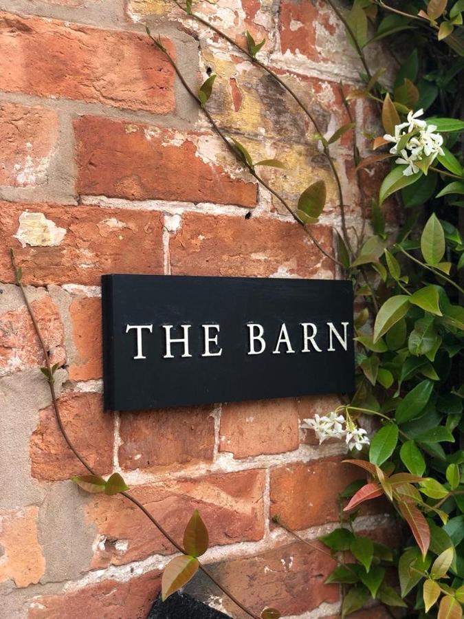 Luxury Barn With Hot Tub, Spa Treatments, Private Dining Little Budworth Exteriér fotografie